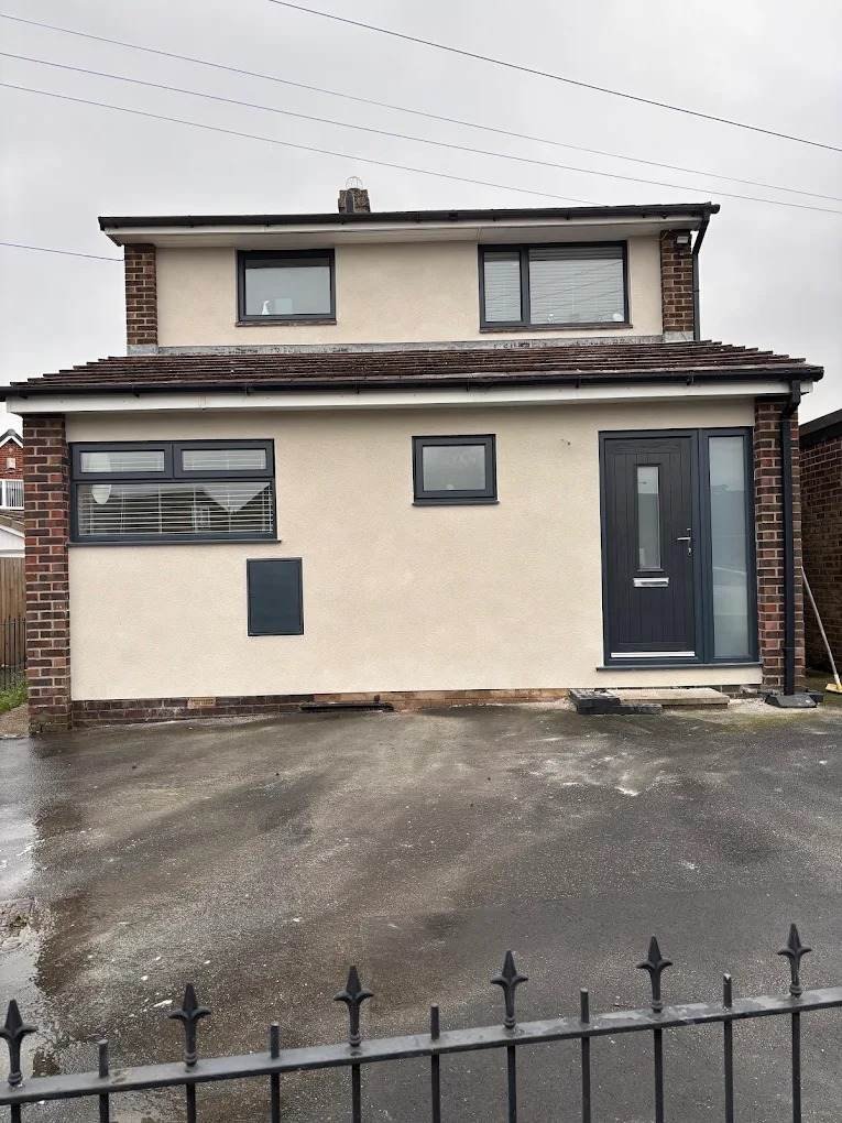 Detached house in Hull with smooth cream render finish